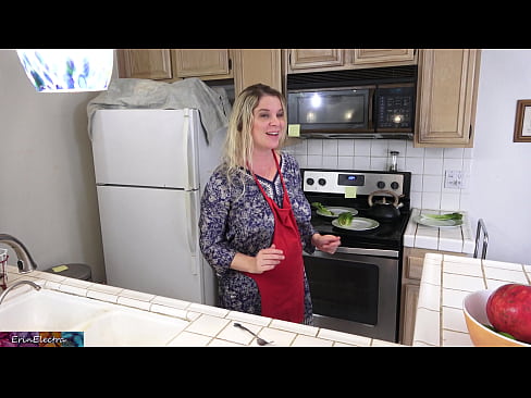 ❤️ Belle-mère qui le traie dans la cuisine avant son rendez-vous. ❌ Fucking at fr.seecamsus.top ❤